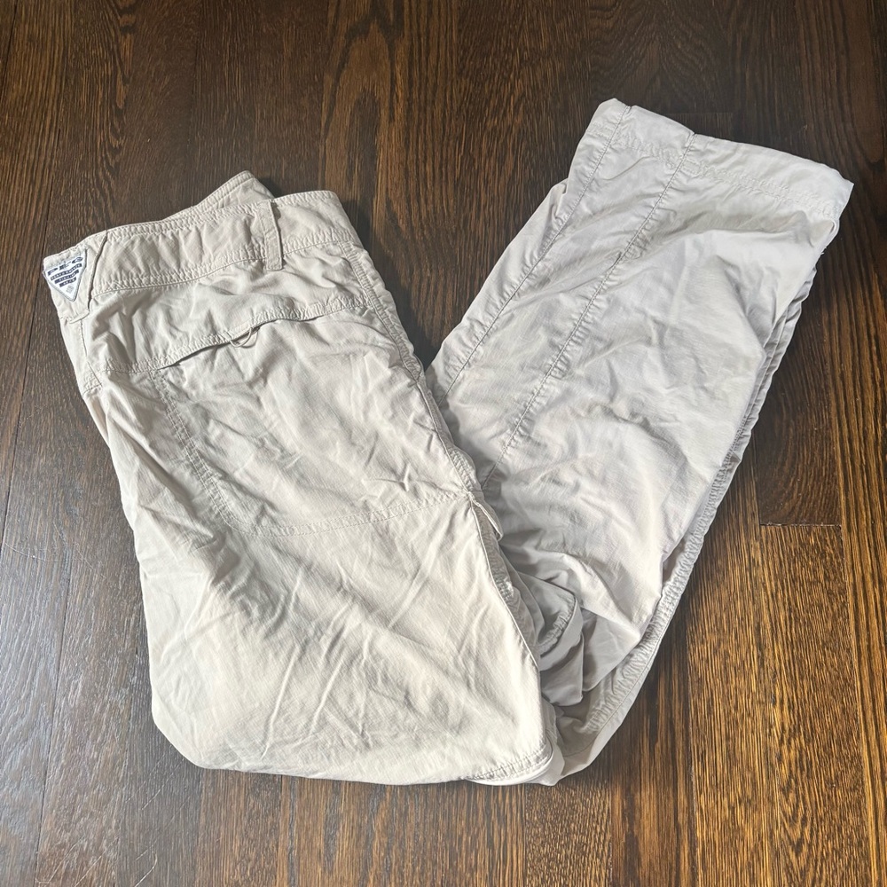 Columbia Womens Zip Off Pants Size 12 Short Omni Shade Convertible Tan/khaki